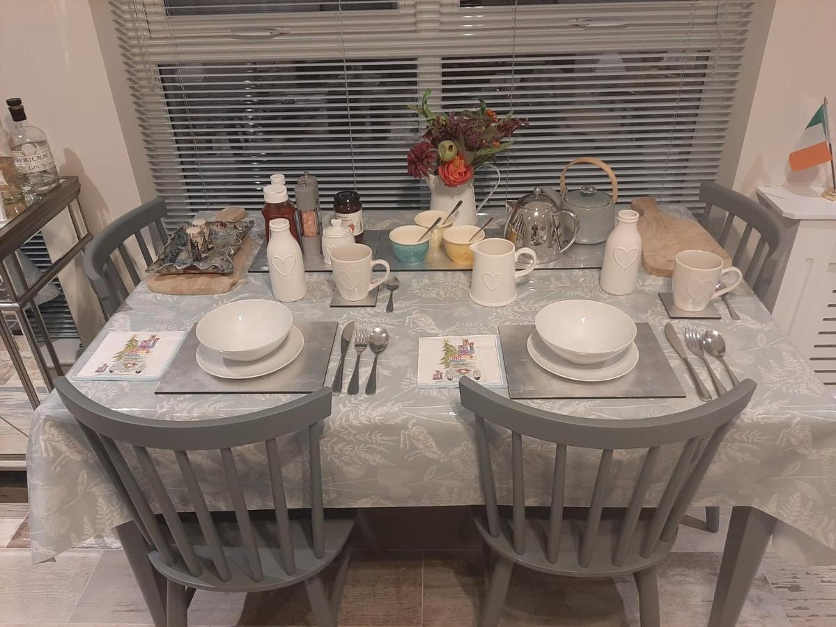 Number 14 Bed and Breakfast Downpatrick Exteriör bild